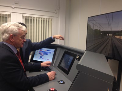 Martin Vickers watching ETCS demo (1)