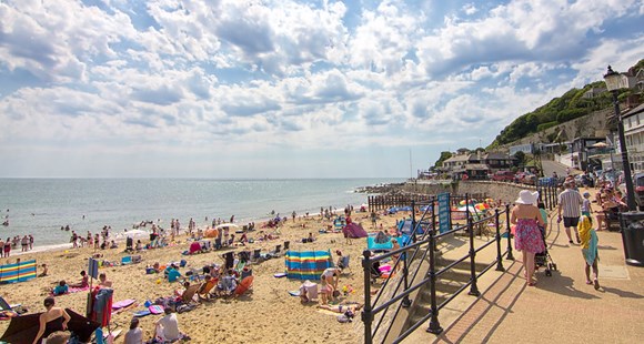 Isle of Wight joins up for Beach Check UK app