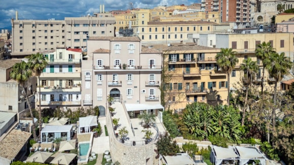 È primavera, riapre Casa Clàt: arte, cucina e ospitalità nel cuore di Cagliari