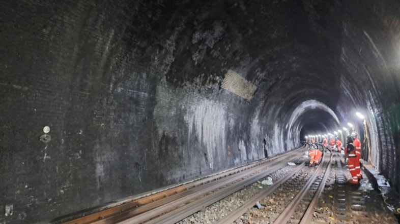 Trains running through the Blackheath tunnel again following pioneering repair work to boost performance: Engineers in Blackheath tunnel