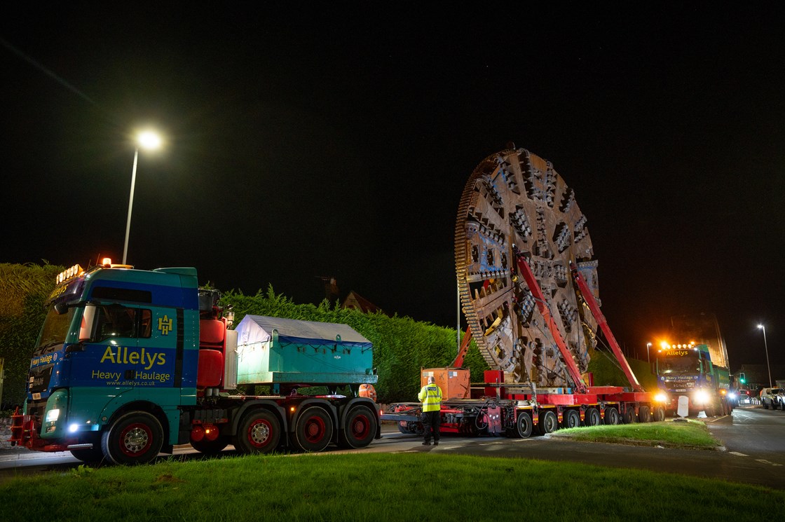 Dorothy TBM cutterhead on 48-wheel trailer