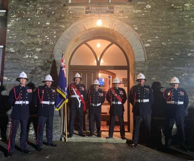 Colour Party Carols Service 01-2