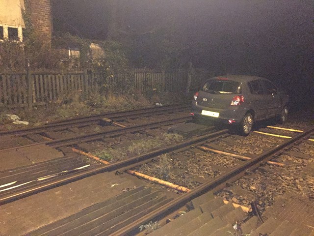 Cameras to target dangerous drivers at West Sussex level crossing: Yapton - driver ends up on railway