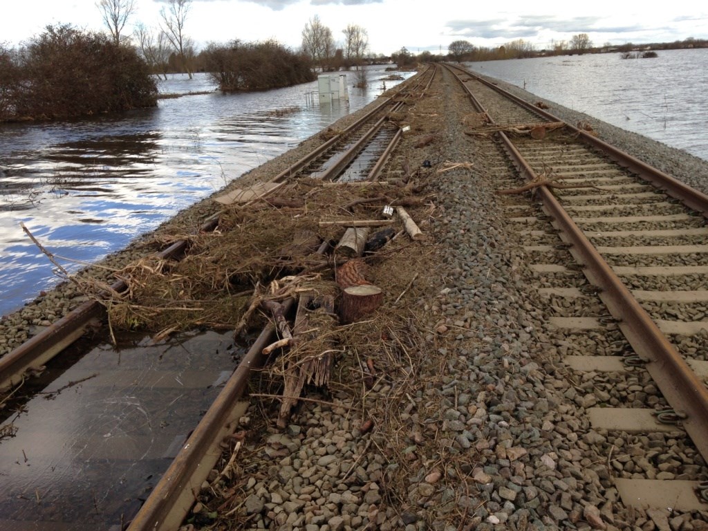 Rail services through Bridgwater affected by flood water: Debris on the line at Bridgwater