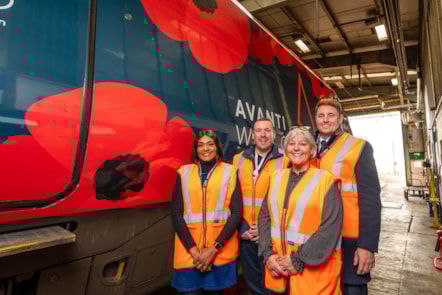 Avanti West Coast colleagues with the Poppy Train at Polmadie Depot. 

L-R: IT Project Manager, Margaret Dzikiti, Train Driver Greig Gibson, Engineering and Infrastructure Director Dean Duthie and Community Manager Joanne Buckley.