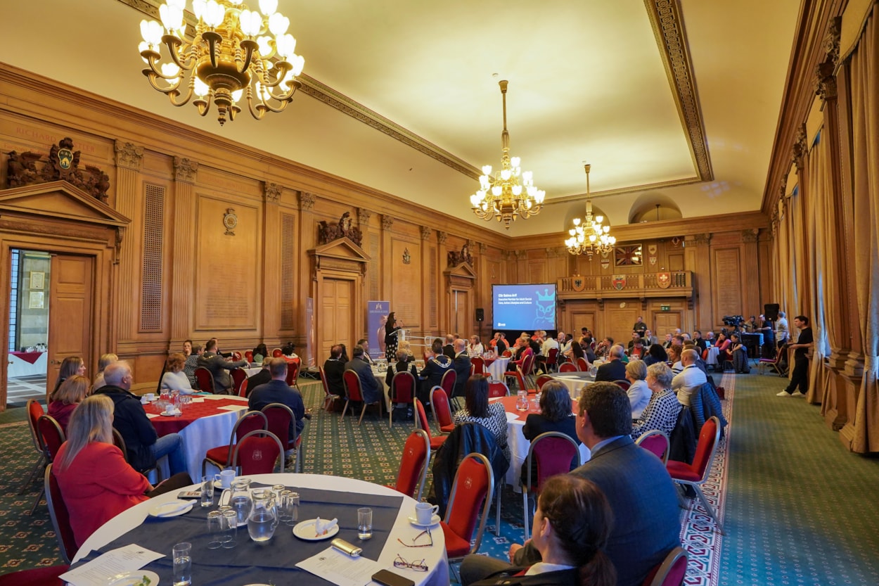 Reception 5: The event was held in the banqueting suite at Leeds Civic Hall.