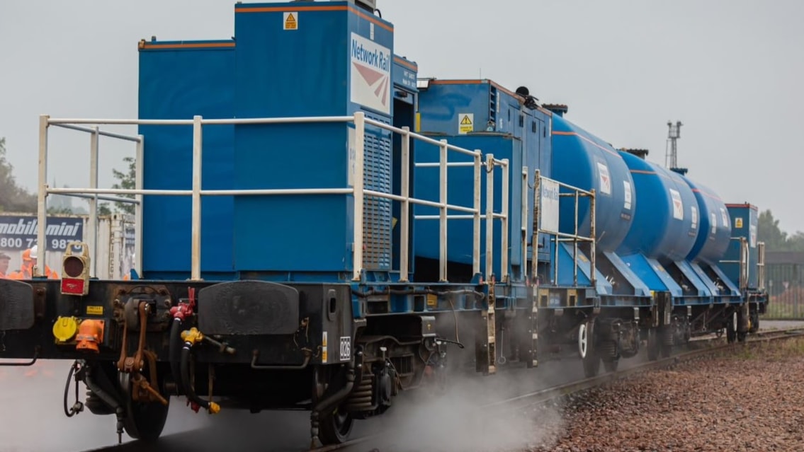 Wales rail industry prepares for wetter and stormier autumn: Rail head treatment train (RHTT)-2