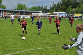 Meeting on primary school football