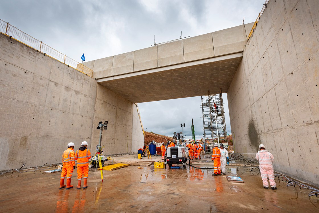 HS2's 5,600 tonne bridge will allow high speed trains to travel under the Coventry to Leamington Spa railway