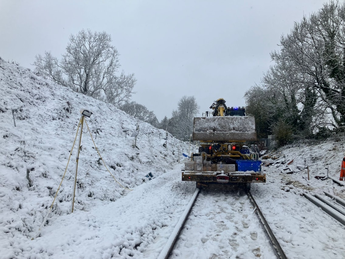 Honiton Tunnel works in the snow (3)