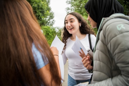 gcseresults_2021-12