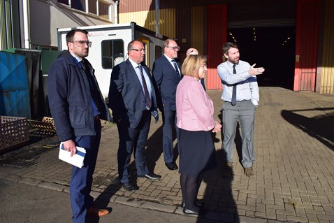 Lynne Neagle AM takes a tour of G.O.S (2)