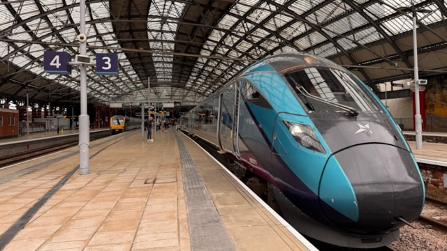 Transpennine Express train at Liverpool Lime Street September 2026 -3