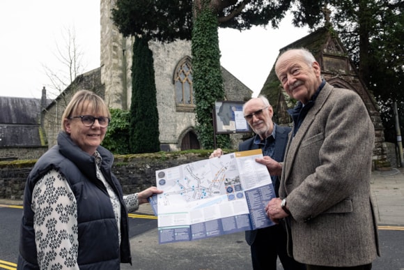Uncover Carmarthen’s past with new Blue Plaque Trail: Blue Plaque Trail