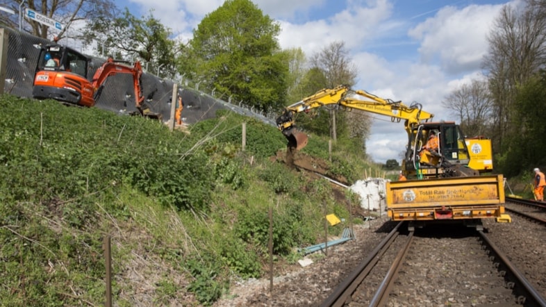 THREE WEEKS TO GO: Buses replace trains between Ashford and Borough Green & Wrotham for nine days as major improvement work takes place: Maidstone cutting work-2