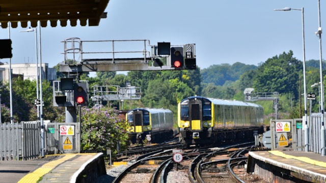 Man jailed after trespassing on one of the country’s busiest railway lines: Train at Basingstoke station-2