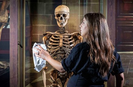Curator Dr Ailsa Hutton with the skeleton of William Burke,  on loan from the Anatomical Museum collection, University of Edinburg. Photo © Neil Hanna
