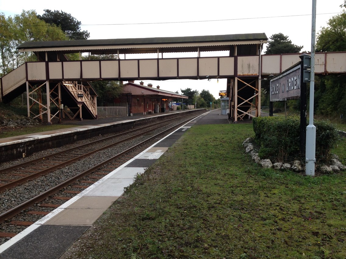 Easier access for passengers at Henley-in-Arden: The old footbridge at Henley-in-Arden station