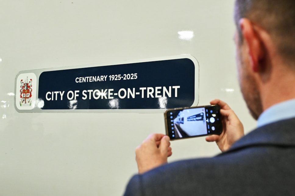 Avanti West Coast has updated the 'City of Stoke-on-Trent' nameplate on Pendolino 390129 to mark the city's centenary.