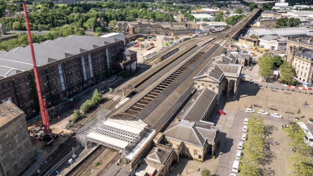 Customers urged to tackle their travel plans ahead of Magic Weekend: HDFST 06-01 AS-065