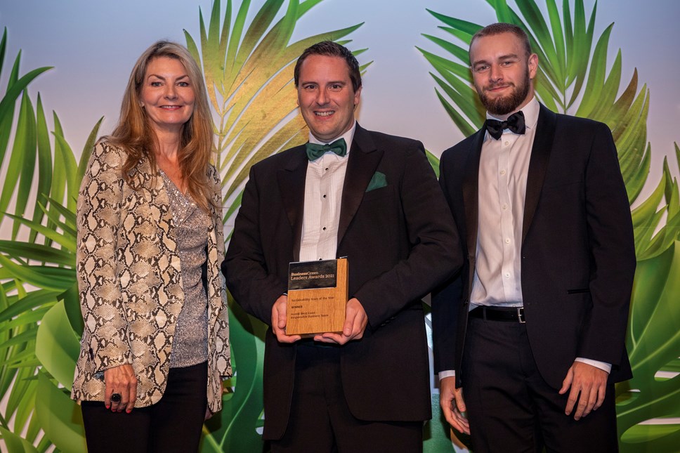 (L - R): Jo Caulfield (BusinessGreen Leaders Awards 2021 Host), Gareth Williams (Head of Sustainability at Avanti West Coast), Ryan Hans (Environment Executive at Avanti West Coast)