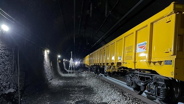 Working inside Severn Tunnel to renew the track: Working inside Severn Tunnel to renew the track