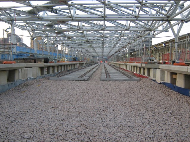 New Blackfriars roof & track being built, November 2010