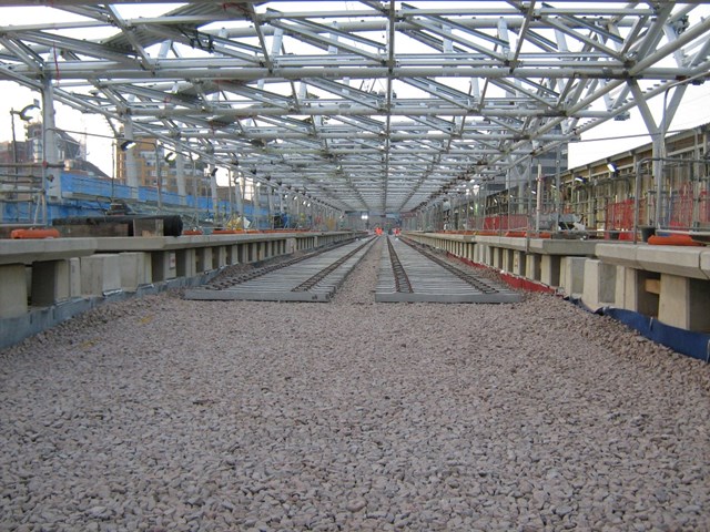 New Blackfriars roof & track being built, November 2010: New Blackfriars roof & track being built, November 2010 (part of the Thameslink Programme)