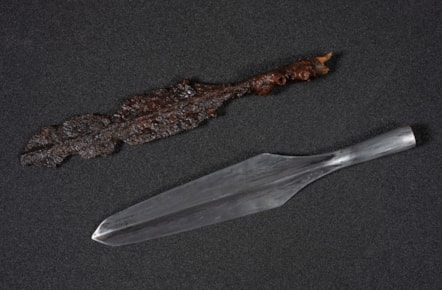 Marshill sword and replica. Photo © Neil Hanna