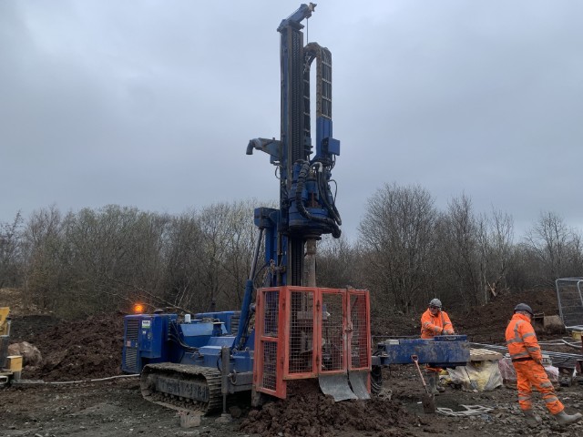 Work underway on Levenmouth Rail link active travel bridge: Duniface Piling
