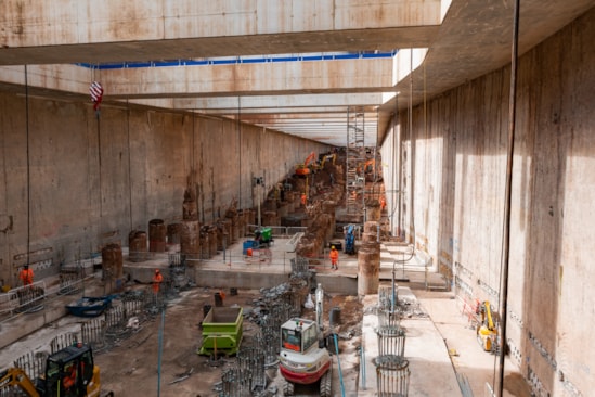 Excavation and build of the 750-metre-long cut and cover structure at Washwood Heath