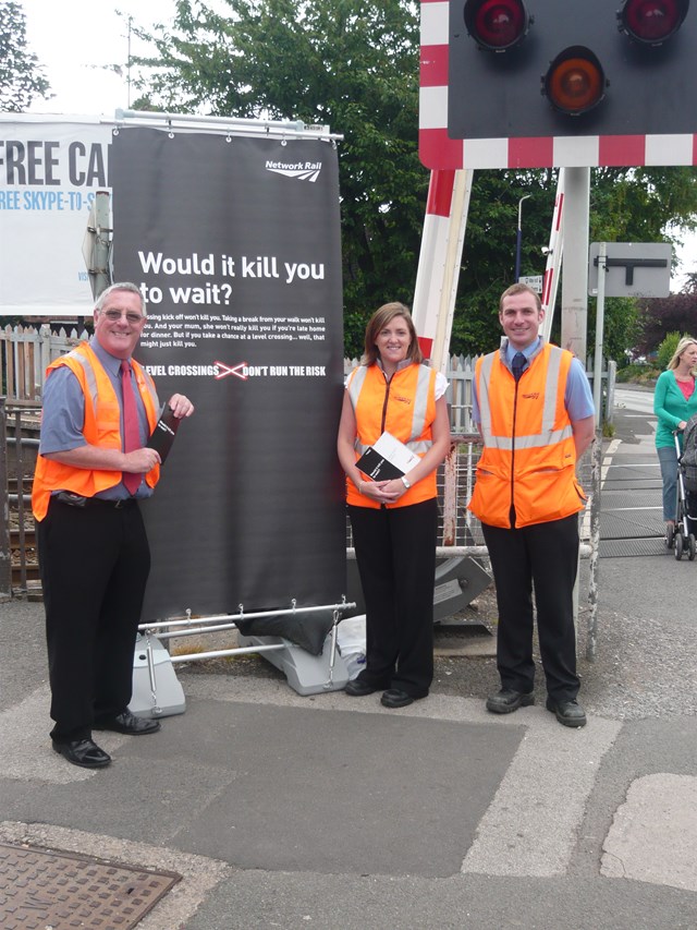 Brian Simpson MEP at Navigation Road LC: Brian Simpson MEP at Navigation Road LC.

(l-r) Brian Simpson MEP; Gemma Duffy, Network Rail Community Safety Manager; Ross Davies, Network Rail Mobile Operations Manager
