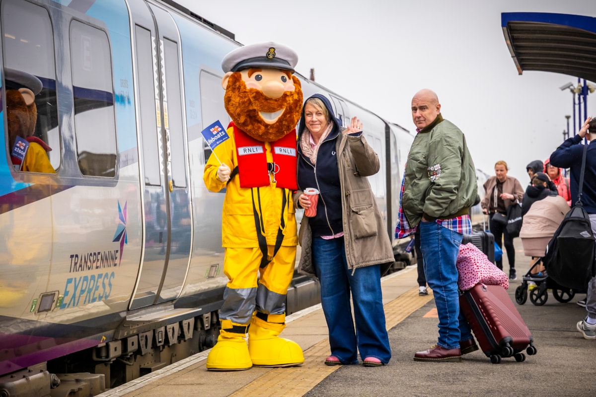 RNLI Cleethorpes by Jonny Walton  12