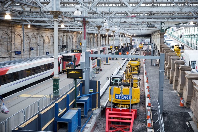 Network Rail awards contract worth up to £135m to Story: Edinburgh Waverley - new platform 12