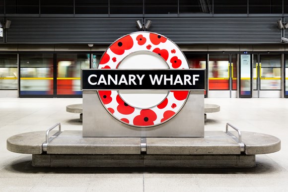 TfL Image - Canary Wharf roundel