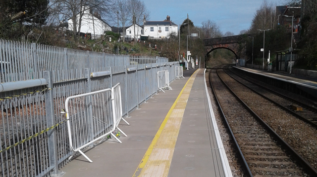 St James station platform extension web