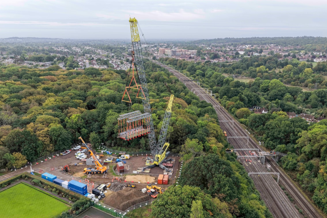 Oxhey Grange footbridge removal