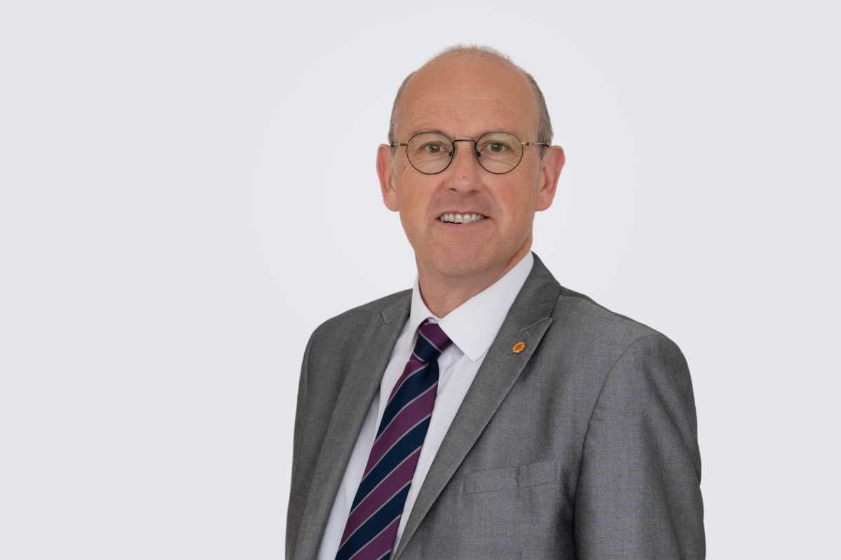mhorwood Welsh Government 130526 12339