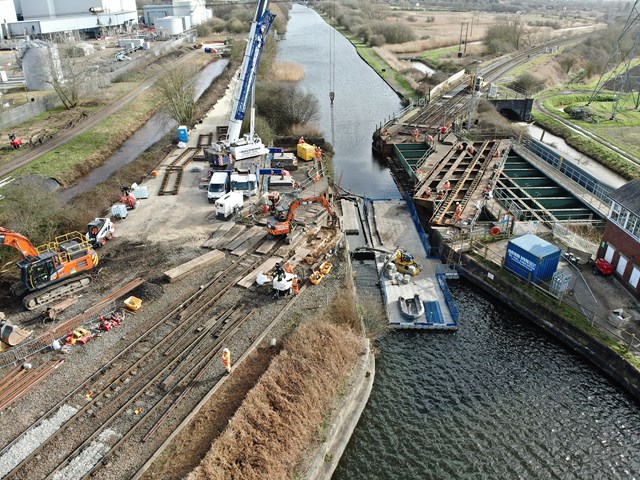 Network Rail completes major engineering work at UK’s only sliding bridge: Major Keadby sliding bridge work (3), Network Rail-2