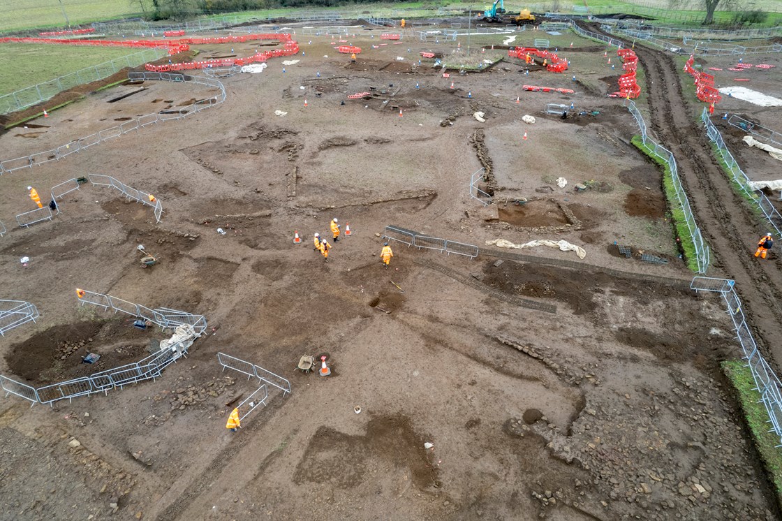 Roman Trading Settlement, Blackgrounds, South Northamptonshire-12: Ariel view of  archaeological excavation of a wealthy Roman trading settlement, known as Blackgrounds, in South Northamptonshire. 

Tags: Archaeology, Roman, Northamptonshire, Phase One, History, Heritage