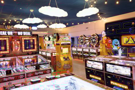 Arcade at Quay West