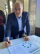 Alan Wilson, Director, NetZero Group: Alan Wilson, NetZero Group signing the Portsmouth Green Partnership Charter