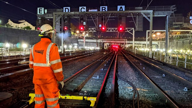 West Coast main line passengers asked to plan ahead when travelling over Christmas: Euston track work 16x9