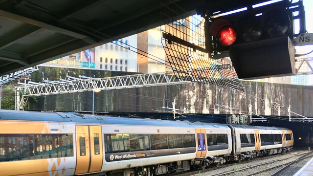 Signalling upgrade sees Birmingham New Street platform changes: Birmingham New Street signal and platform-2