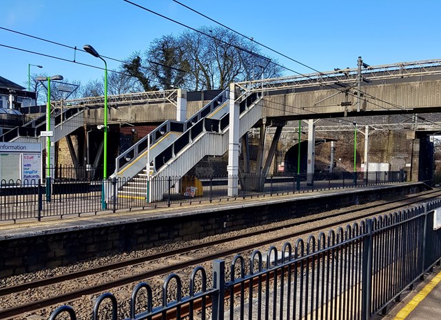 Existing footbridge at Tring station
