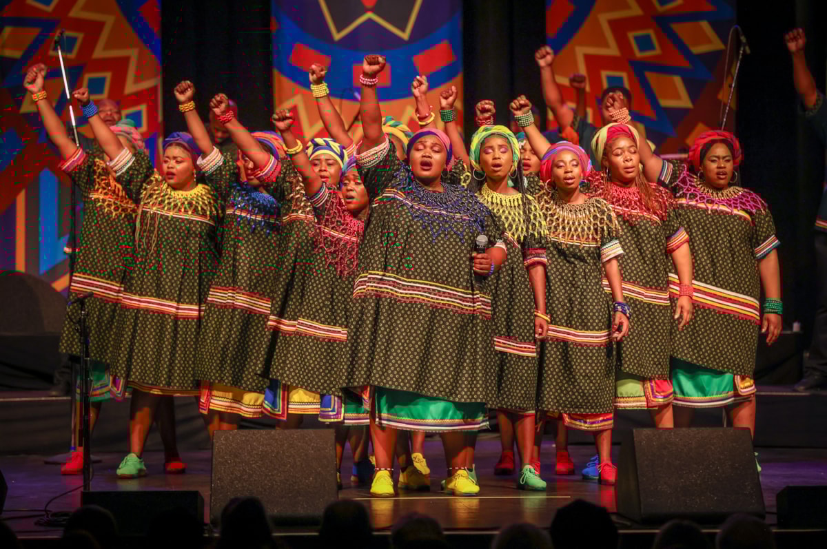 SOWETO GOSPEL CHOIR Press Image