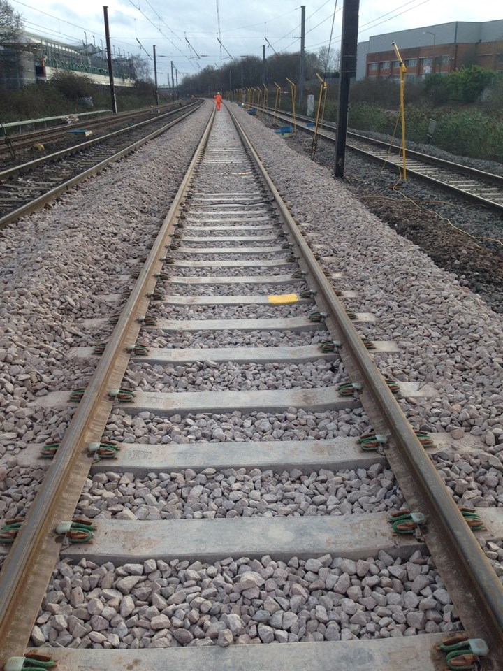 Track renewal at Langley (2): Christmas 2015, engineering, IP Track. high speed handback, railway, rails