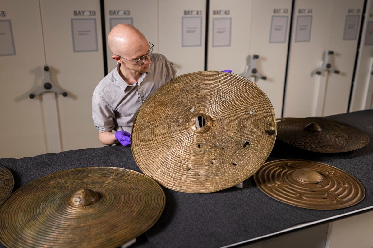 National Museums Scotland curator Dr Matthew Knight with the Bronze Age shields. Photo © Duncan McGlynn (5)