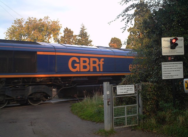 Surveilance image of vehicle level crossing gates left open at Kirby Muxloe