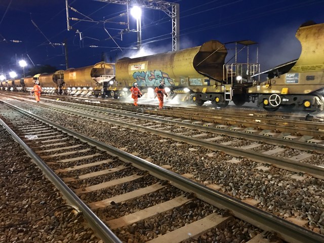 Week 8 Euxton Jn unloading ballast on the Down Slow 2-2